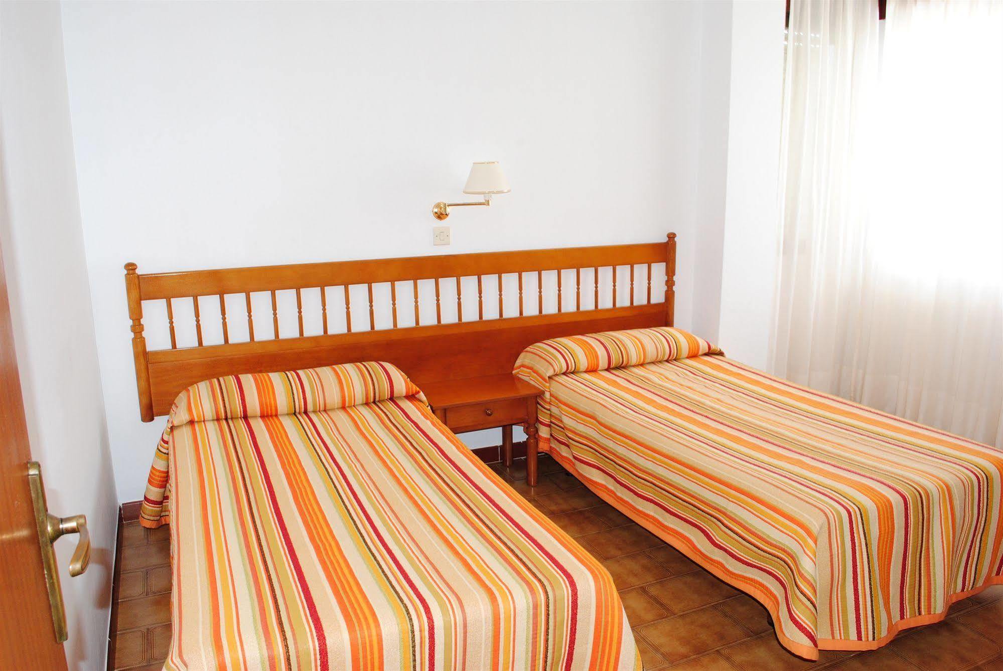Apartamentos Suaces โนฮา ภายนอก รูปภาพ
